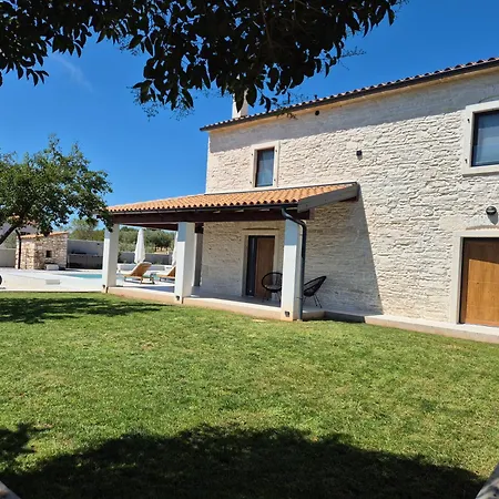 Stone With Private Pool Villa *