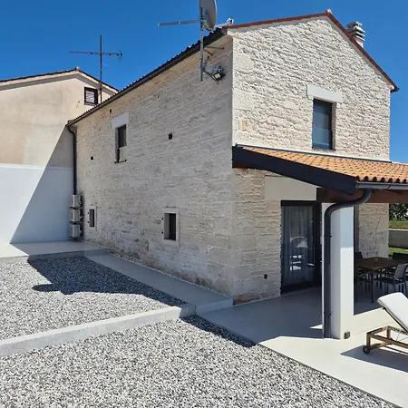 Stone With Private Pool *