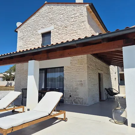 Stone With Private Pool Villa *