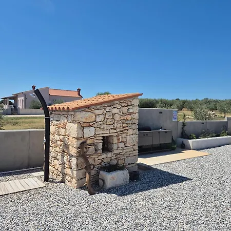 Stone With Private Pool Villa Pula