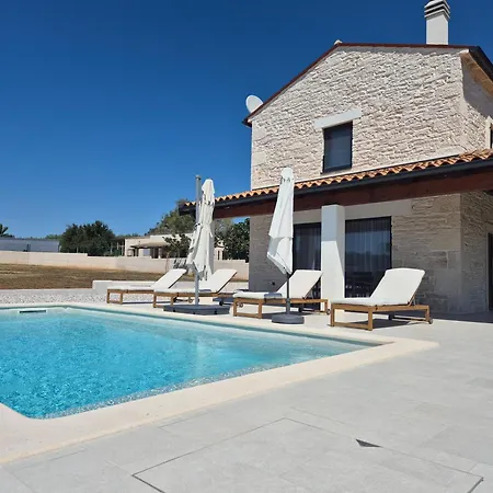 Stone With Private Pool Villa Pula