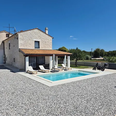 Villa Stone With Private Pool *