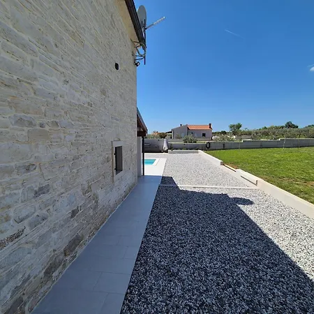 Stone Tonka * 普拉