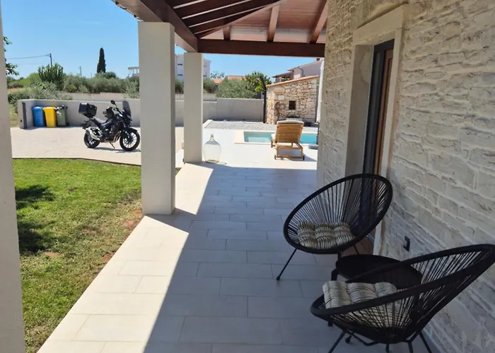 Vila Stone Tonka Pula