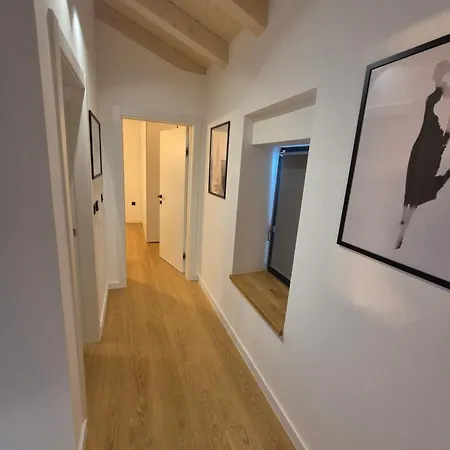 Willa Stone Tonka Pula