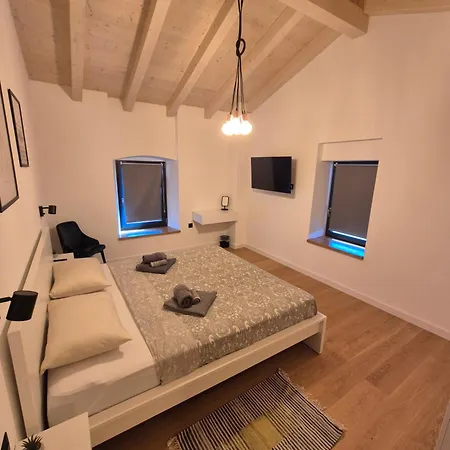 Vila Stone Tonka *