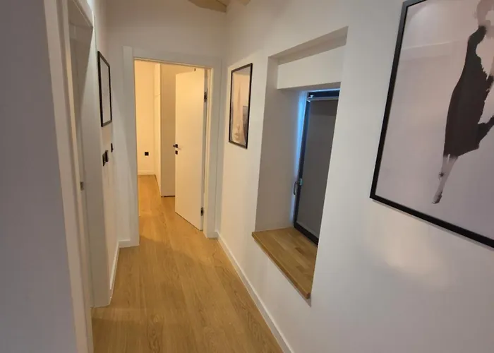 Willa Stone Tonka Pula