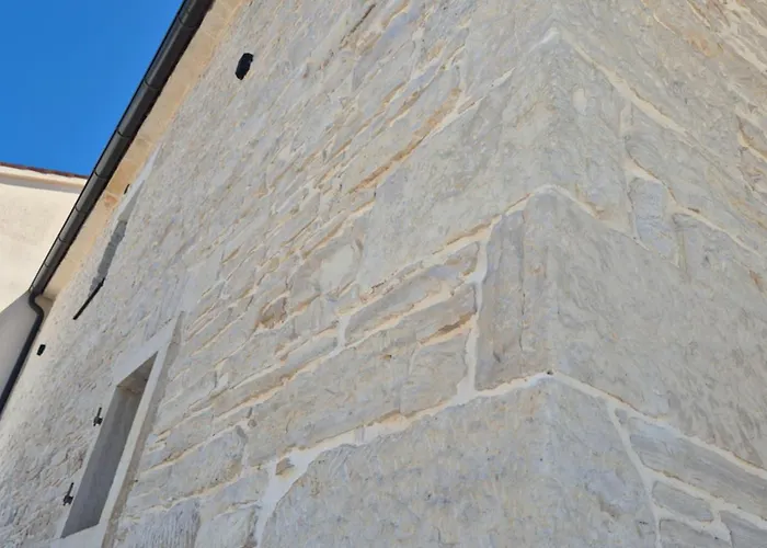 Вілла Stone Tonka Пула